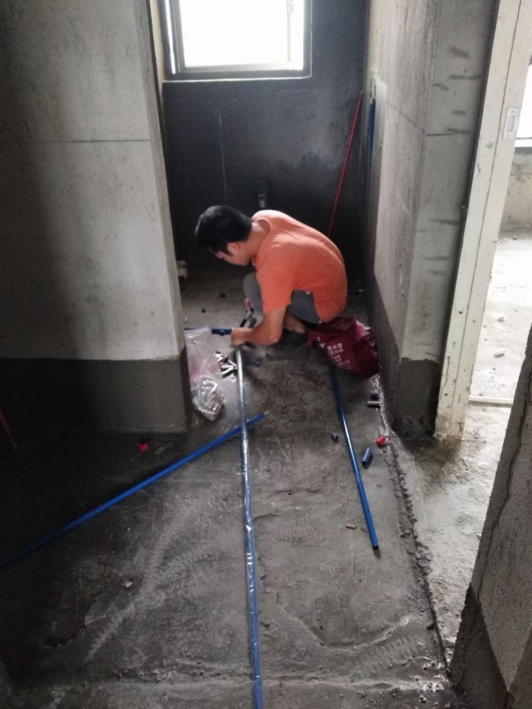 开云手机入口网页版-开云(中国)
牌覆塑不锈钢保温水管安装现场.jpg